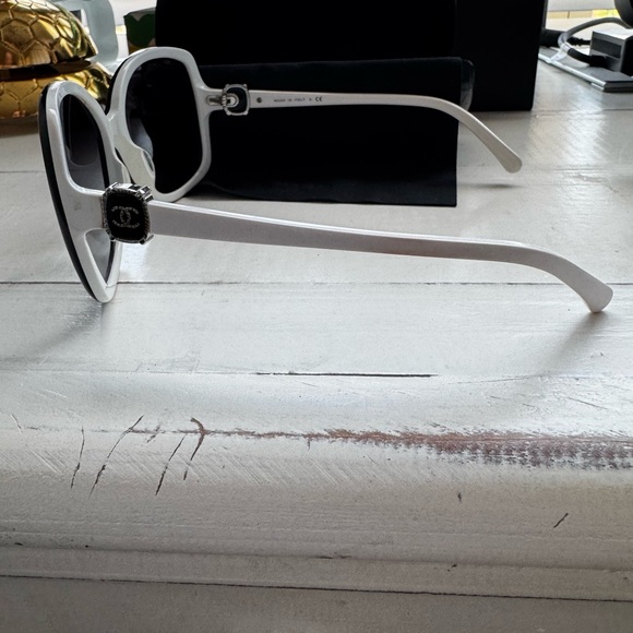 CHANEL Black Sunglasses Case - Picture 6 of 13